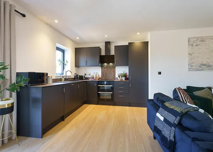 Alba - 2 Bedroom Luxury By Mint *