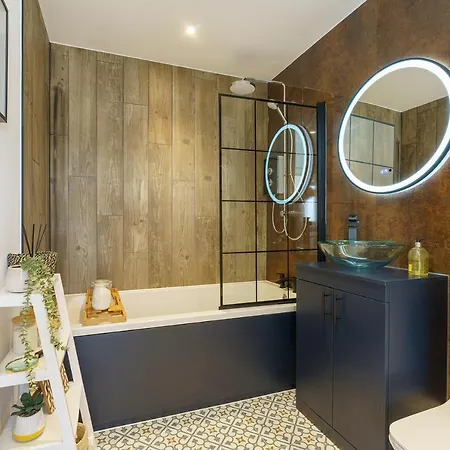 Alba - 2 Bedroom Luxury By Mint